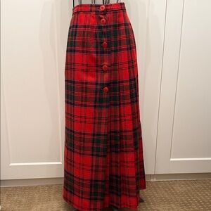 Vintage Deréta London Wool Pleated Red Plaid Button-Down Maxi Skirt